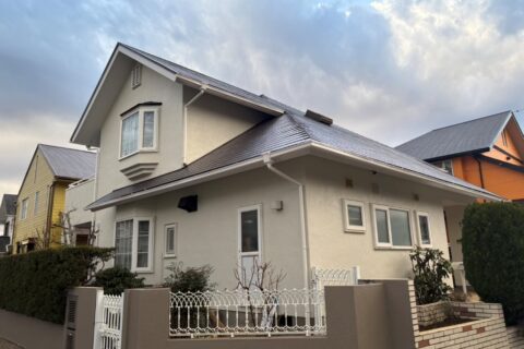 千葉県千葉市若葉区で外壁をND-155に塗装した戸建て住宅の施工後外観