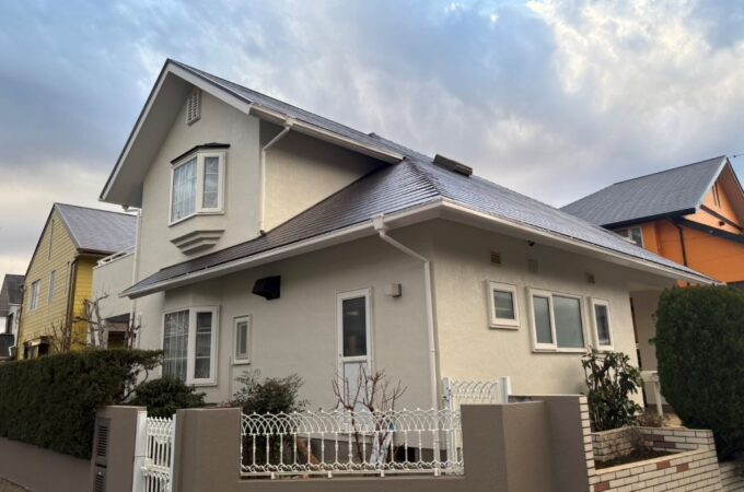 千葉県千葉市若葉区で外壁をND-155に塗装した戸建て住宅の施工後外観