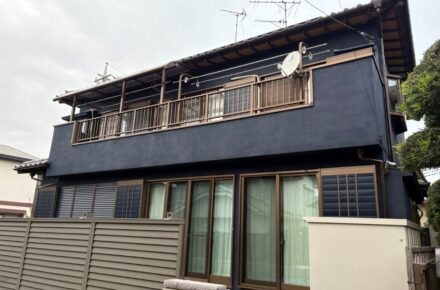 【千葉県佐倉市】外壁塗装で落ち着きと上品さを取り戻した外装リフォーム｜築約30年 木造二階建て戸建て住宅