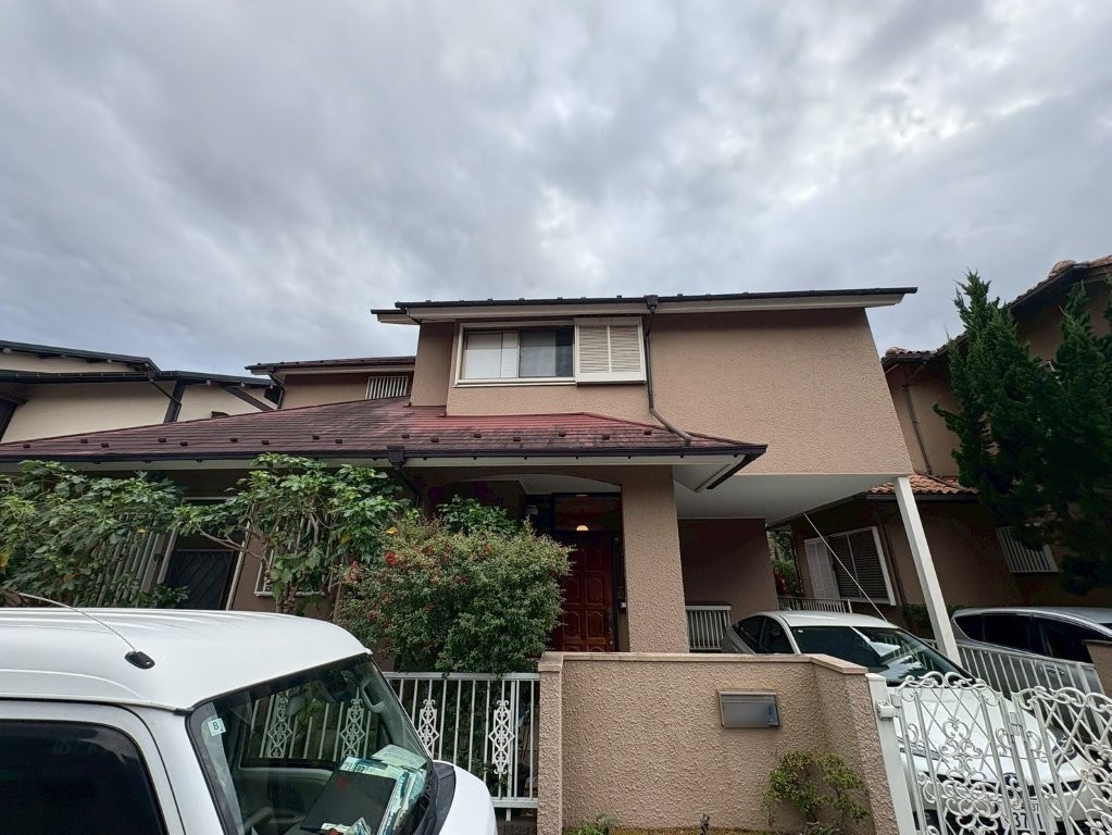 千葉県佐倉市 築40年 木造二階建て住宅 外壁屋根付帯部塗装 施工前外観