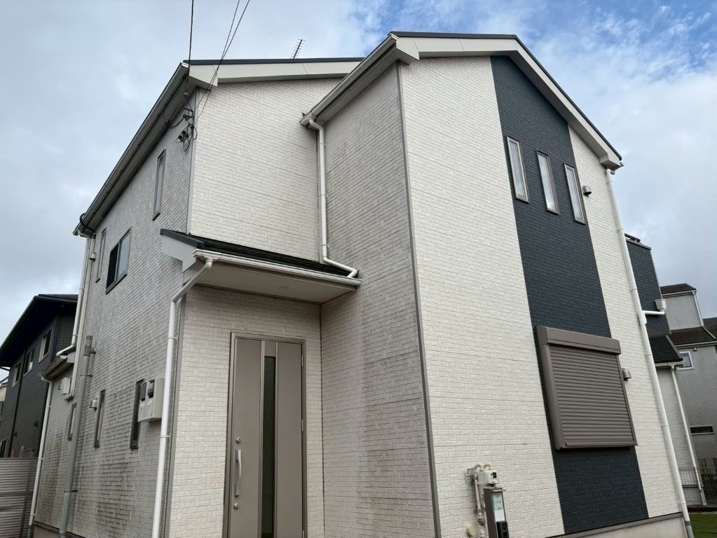 千葉県四街道市 木造二階建て住宅 外壁塗装・付帯部塗装 施工前外観