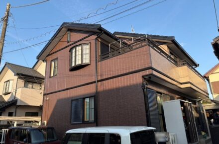 千葉県四街道市K様邸 外壁屋根塗装後 ナポリブラウン ツートン仕上げ外観