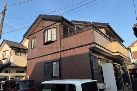 千葉県四街道市K様邸 外壁屋根塗装後 ナポリブラウン ツートン仕上げ外観